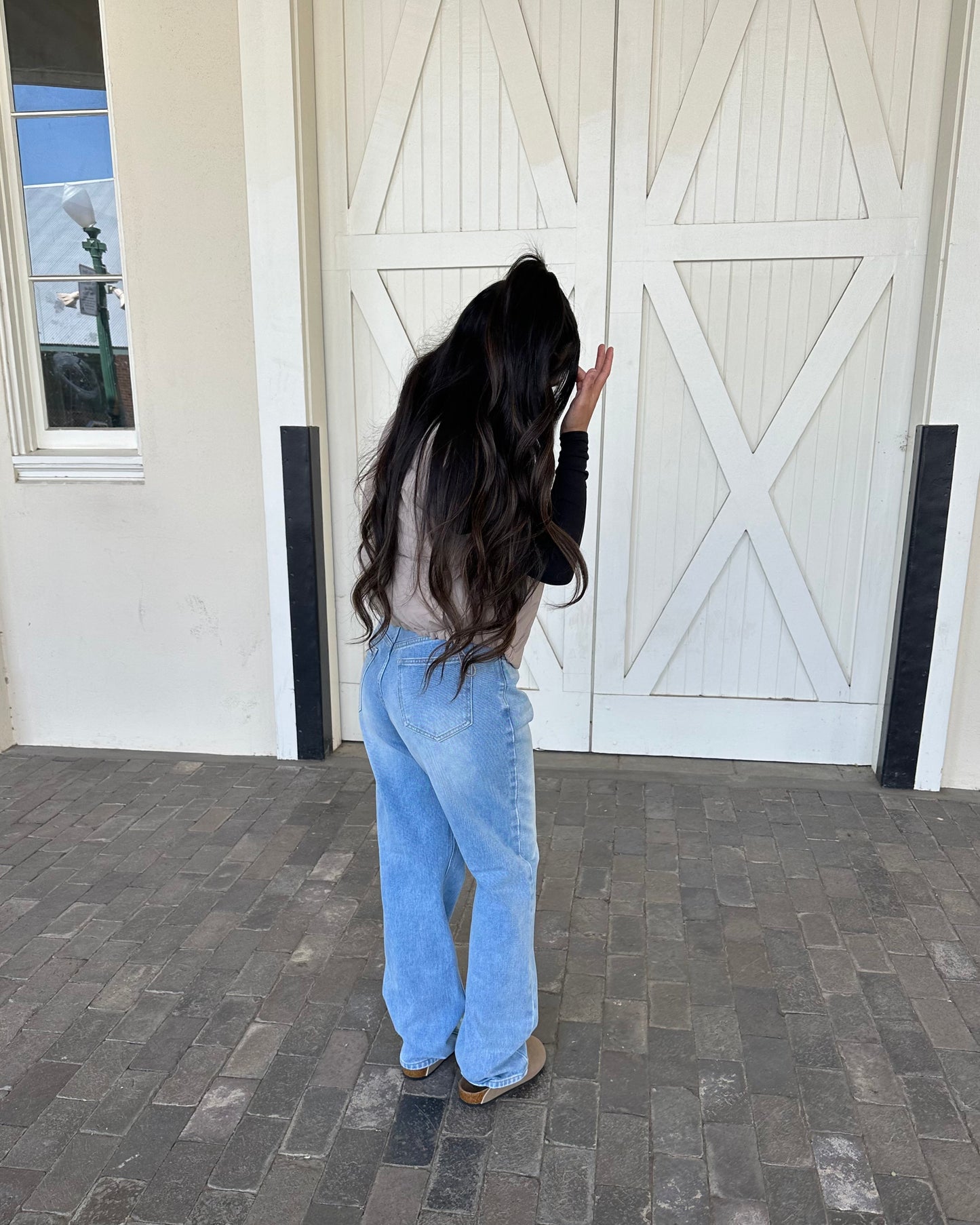 High Rise Classic Straight Leg Jeans - Light Wash