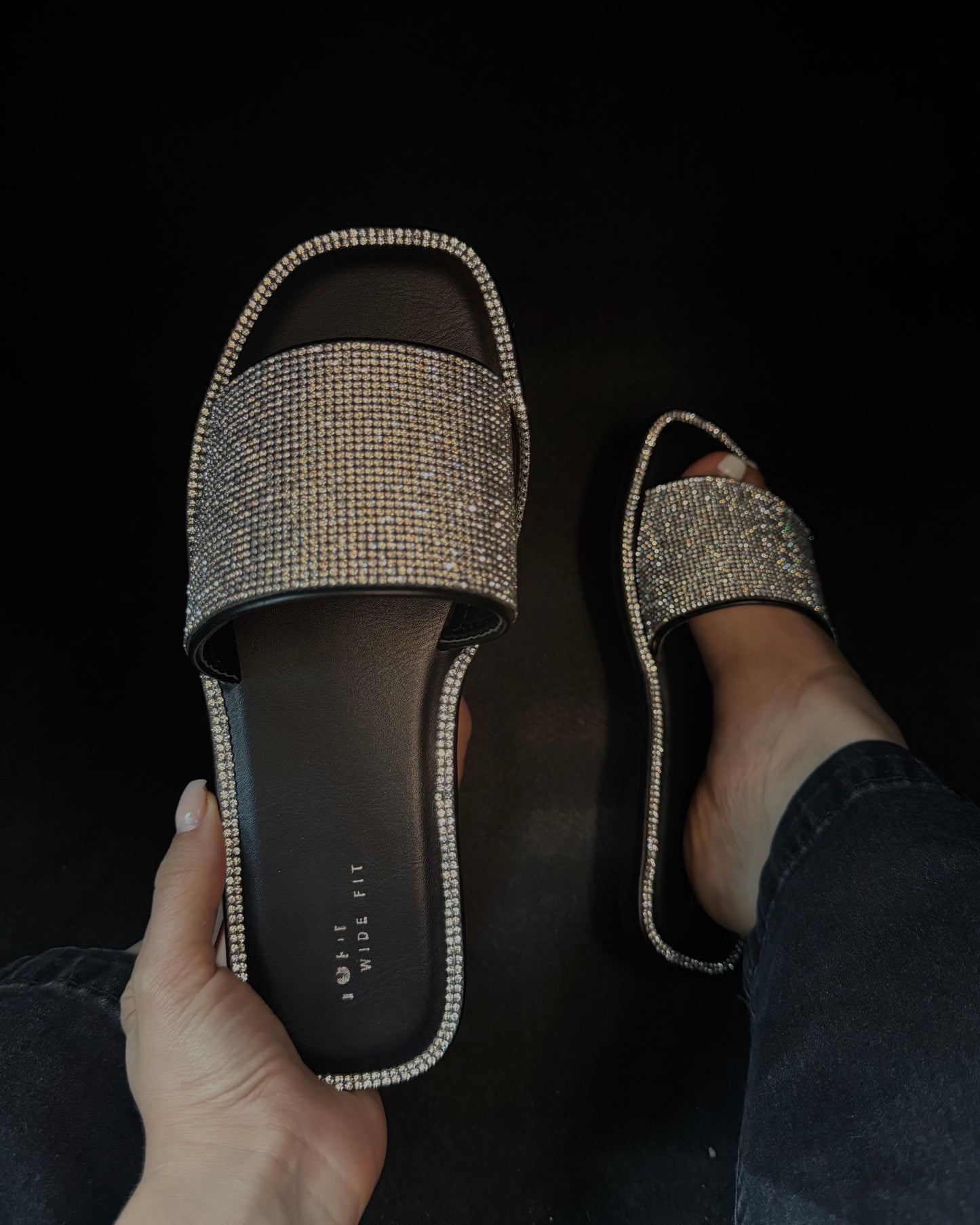 Medusa - Wide Fit Sandals - Black