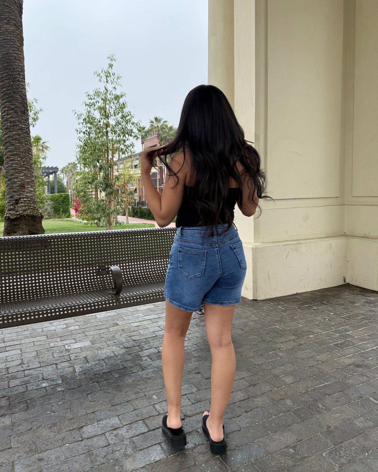 Vane Medium Wash Shorts