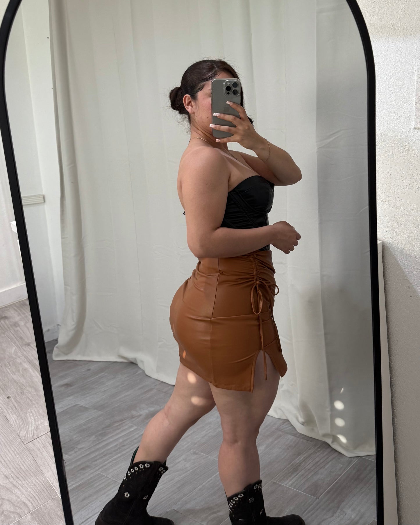 Coquette Bow Leather skirt - cafe