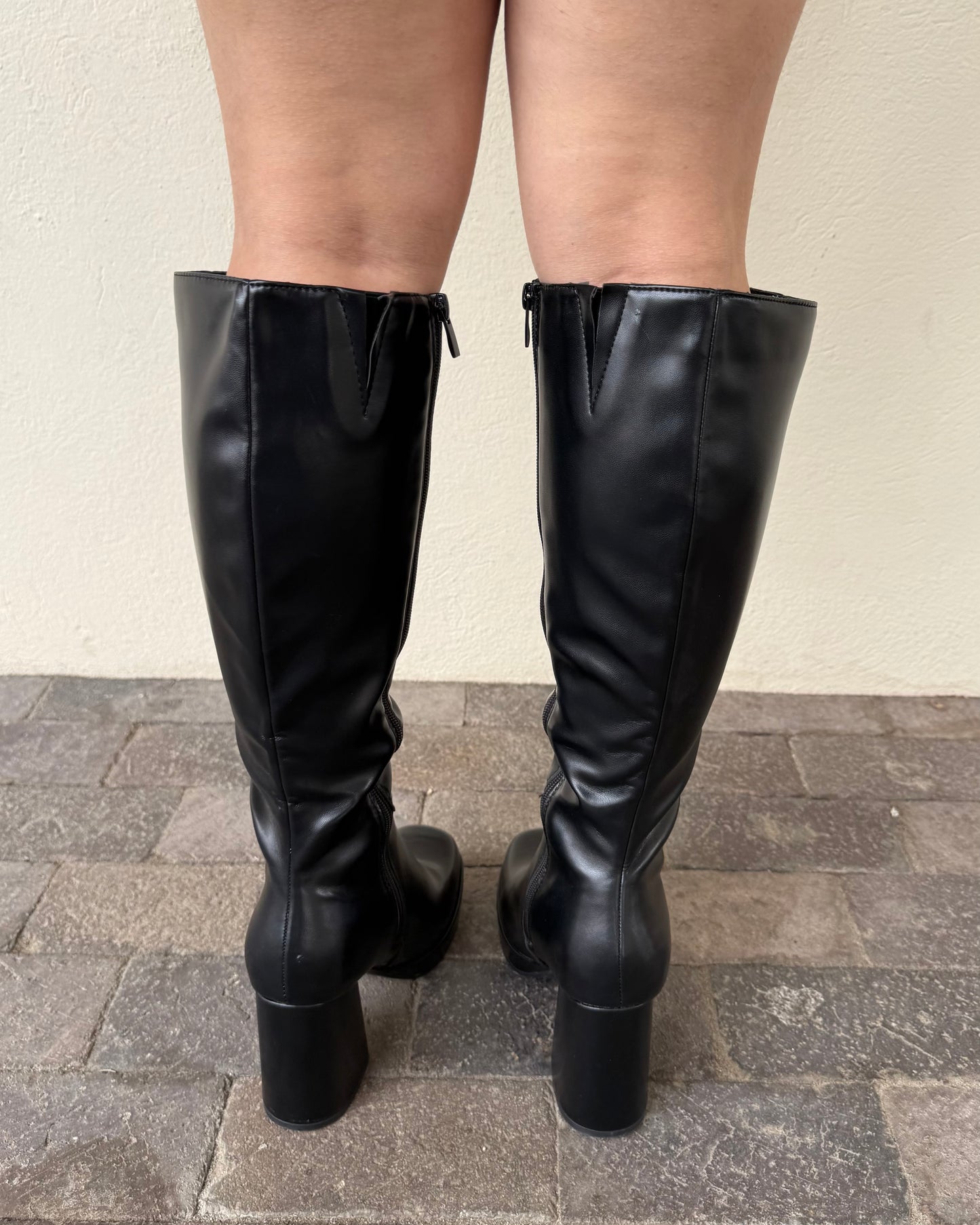 Roberta Boots - Black