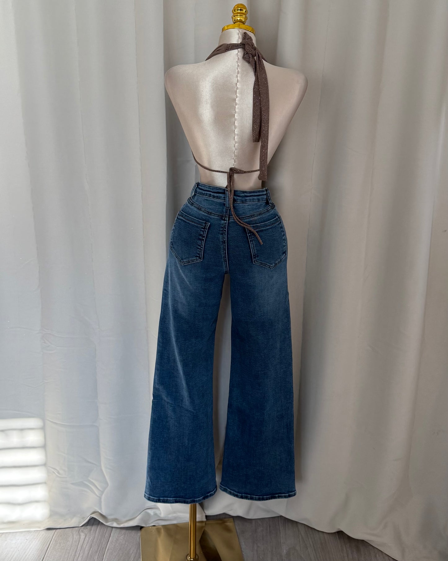 Nancy Straight Leg Jeans - Medium Wash