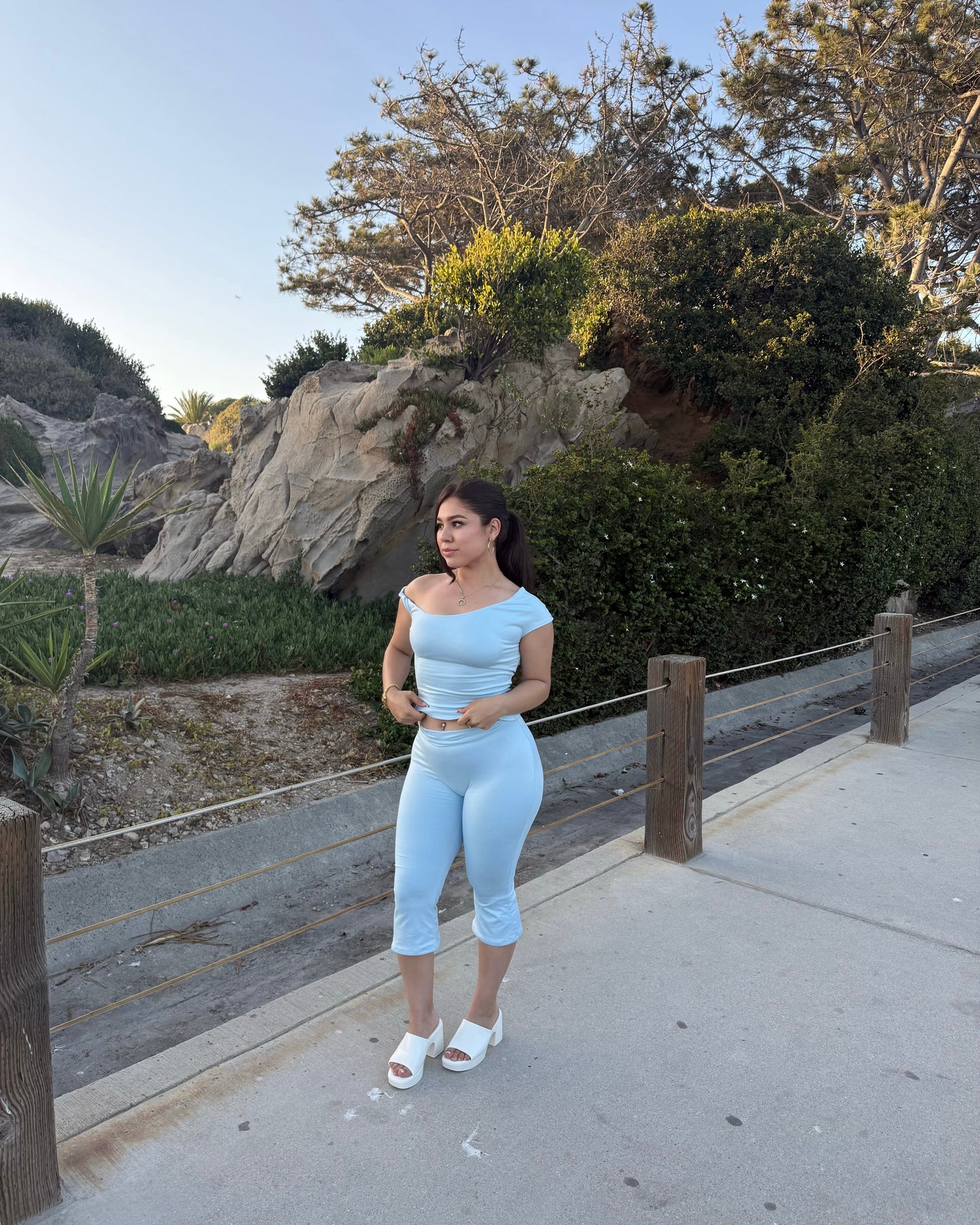 Dulce Capri Set - Sky Blue