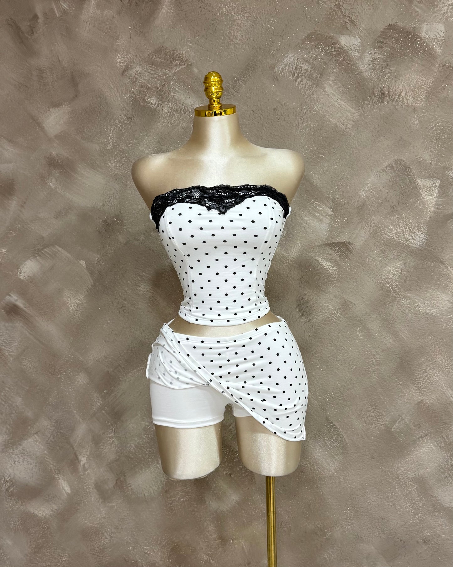 Zay Polka Set