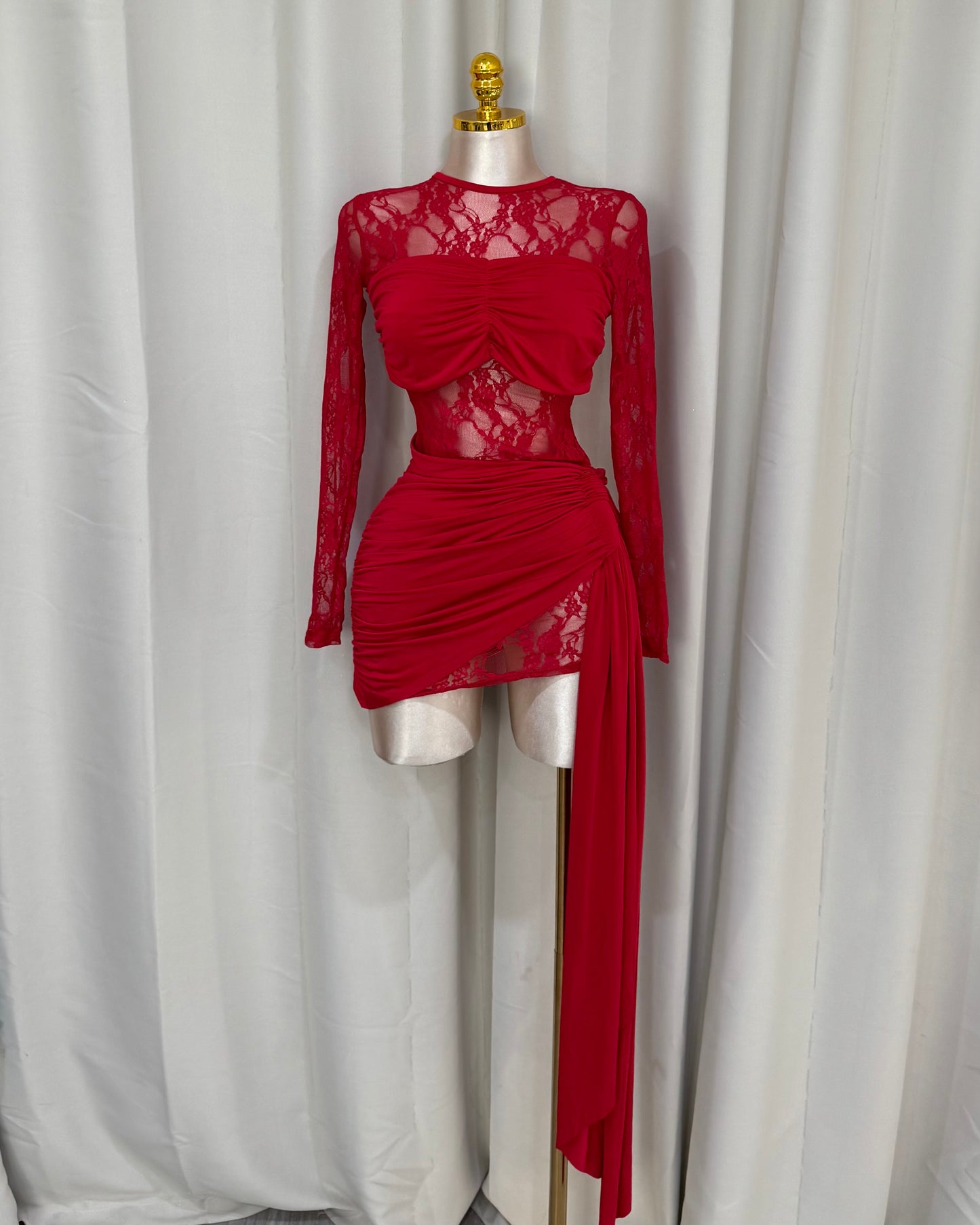 Cali Lace Dress - Red