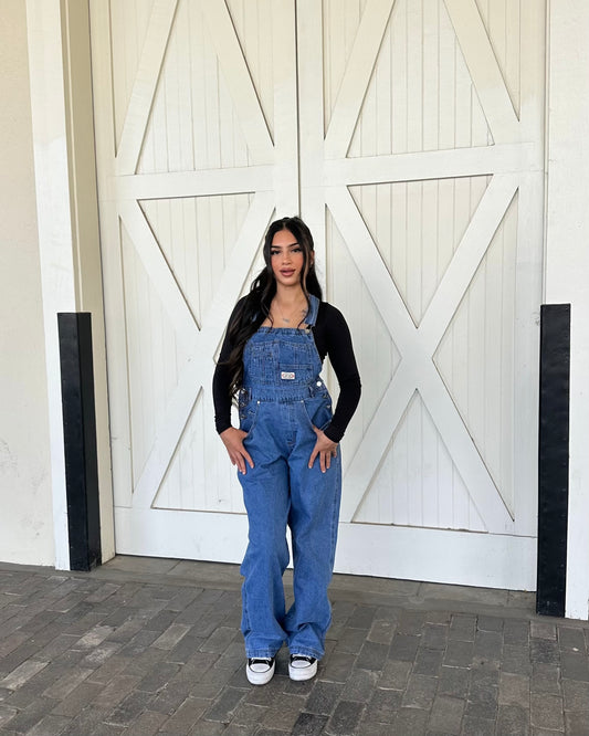 Isabel 90s Straight Leg Overalls - Medium Wash