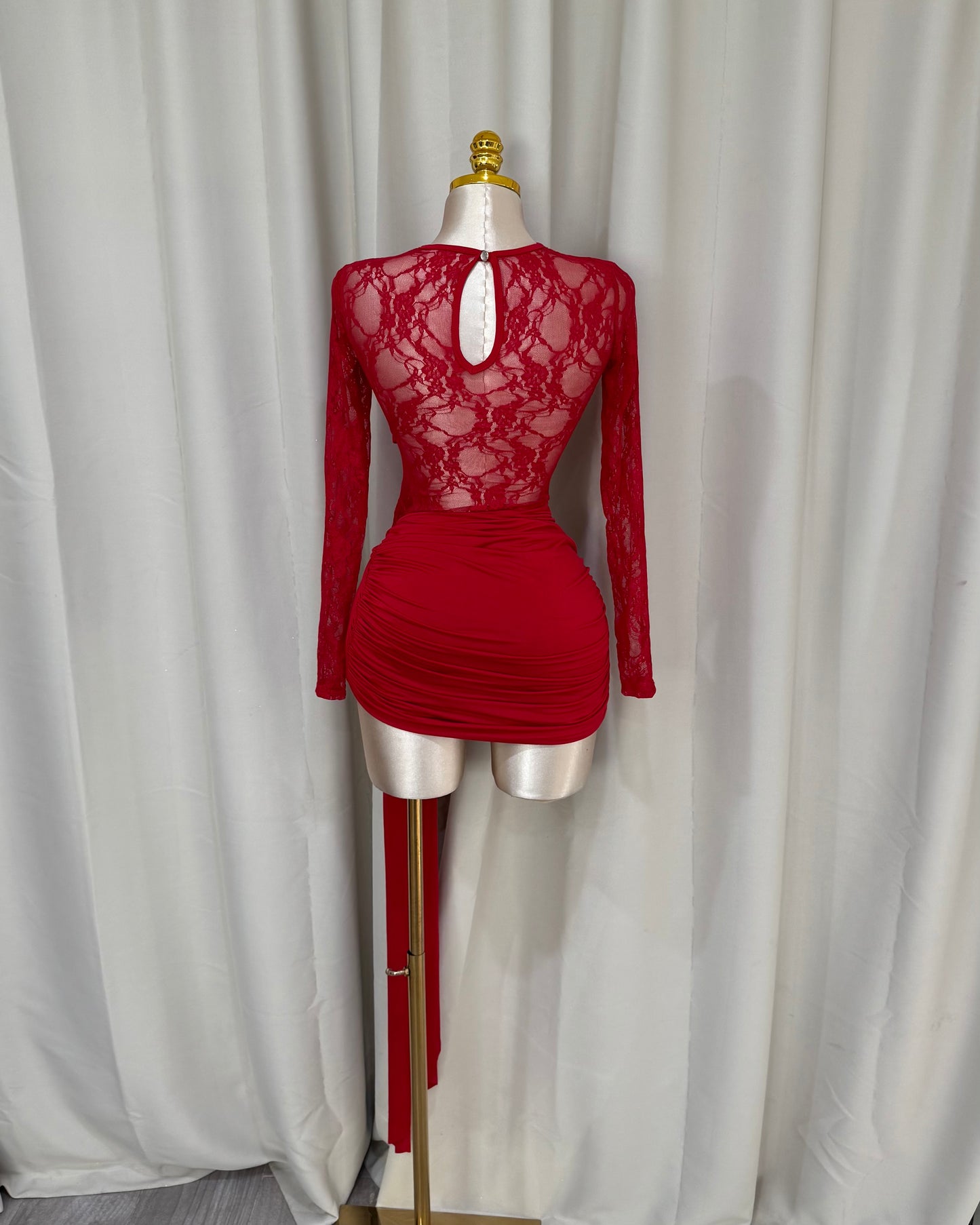 Cali Lace Dress - Red