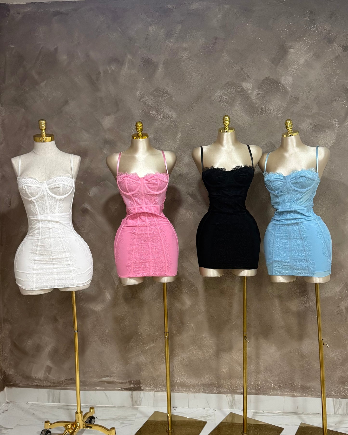 Hermosa Lace Dress