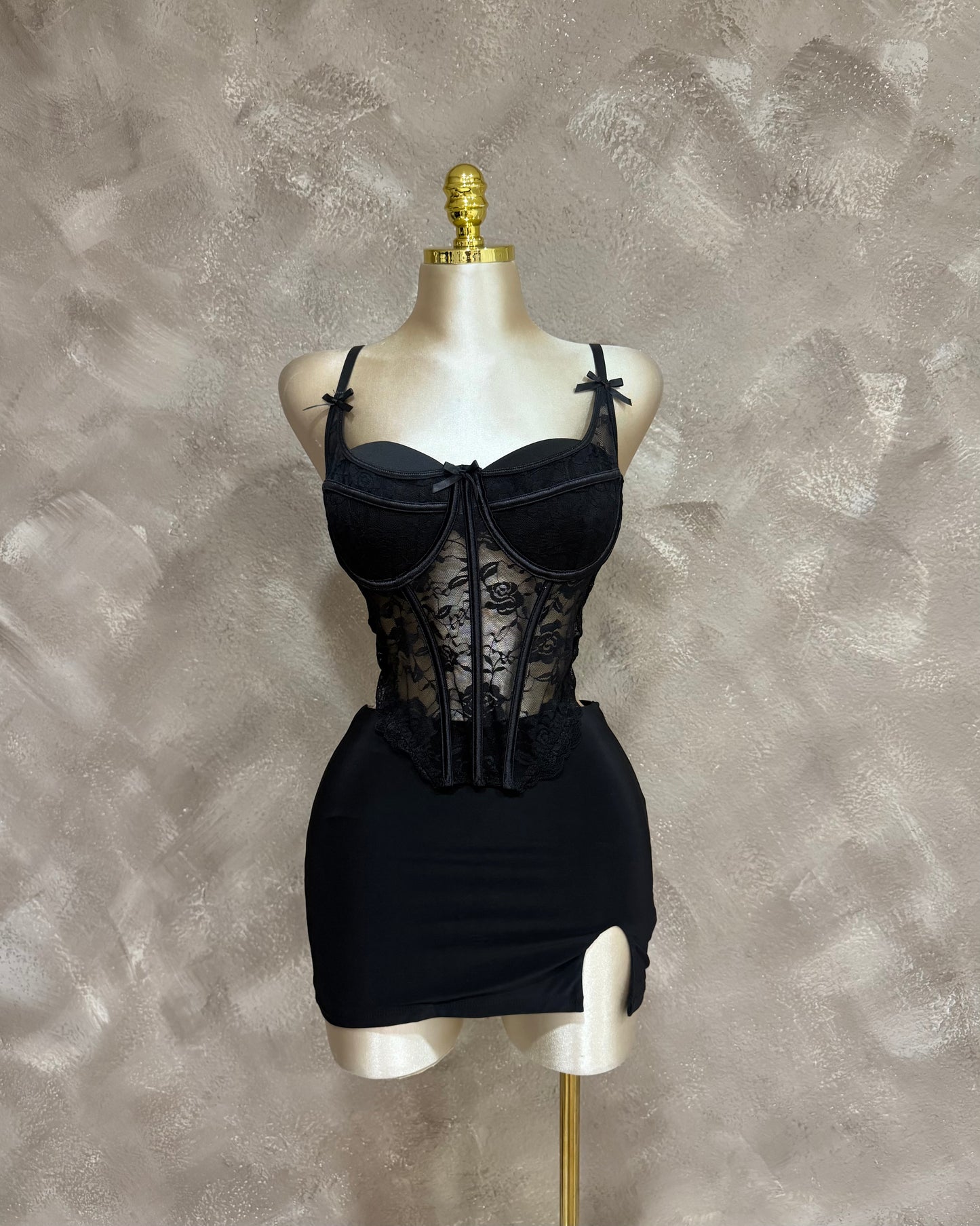 Bow-nita corset