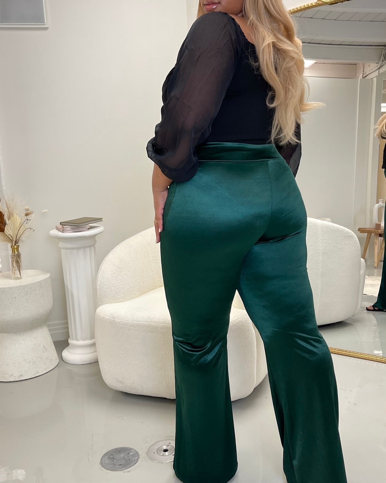 Satin straight leg pants (emerald)